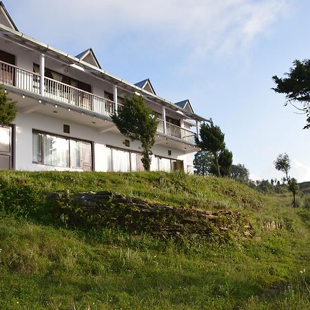 מוקטשוואר Alpine Chalet Resort מראה חיצוני תמונה